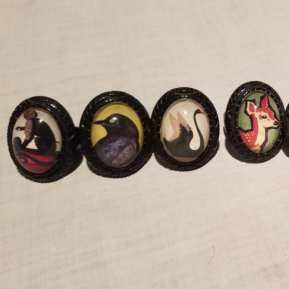 Lot of 7 statement rings